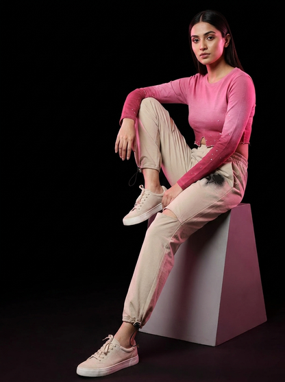 Break free - AI model sitting