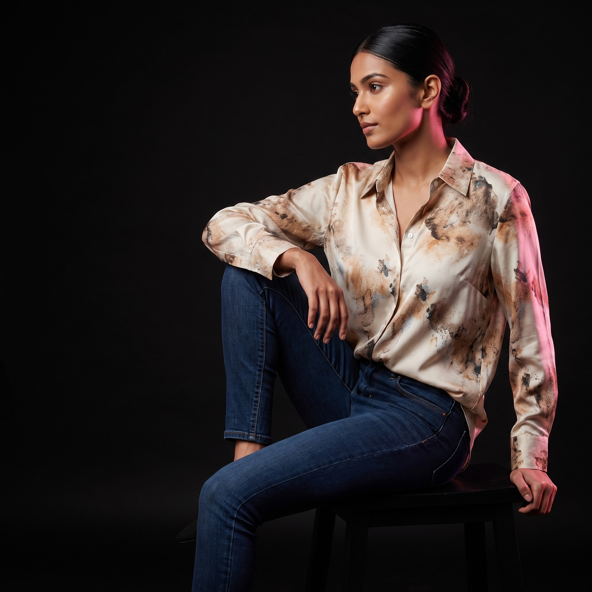 Sandstone Wash - AI model sitting