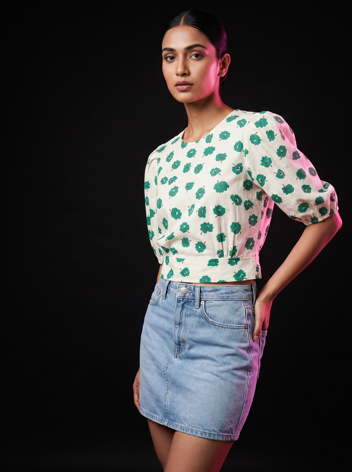 Sneak - AI editorial fashion photo, standing pose, black studio background